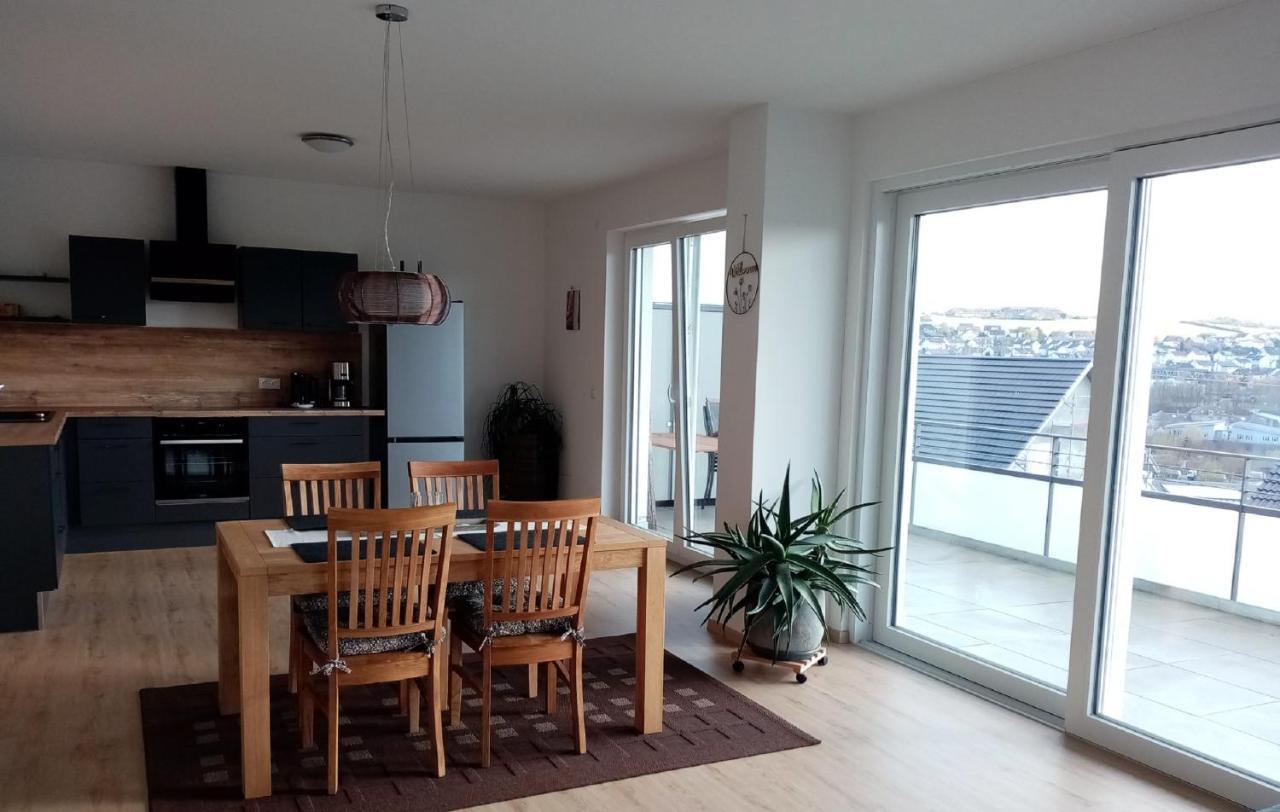 ווייקרסהיים Ferienwohnung Taubertraum מראה חיצוני תמונה