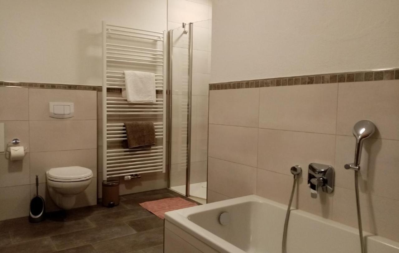 ווייקרסהיים Ferienwohnung Taubertraum מראה חיצוני תמונה