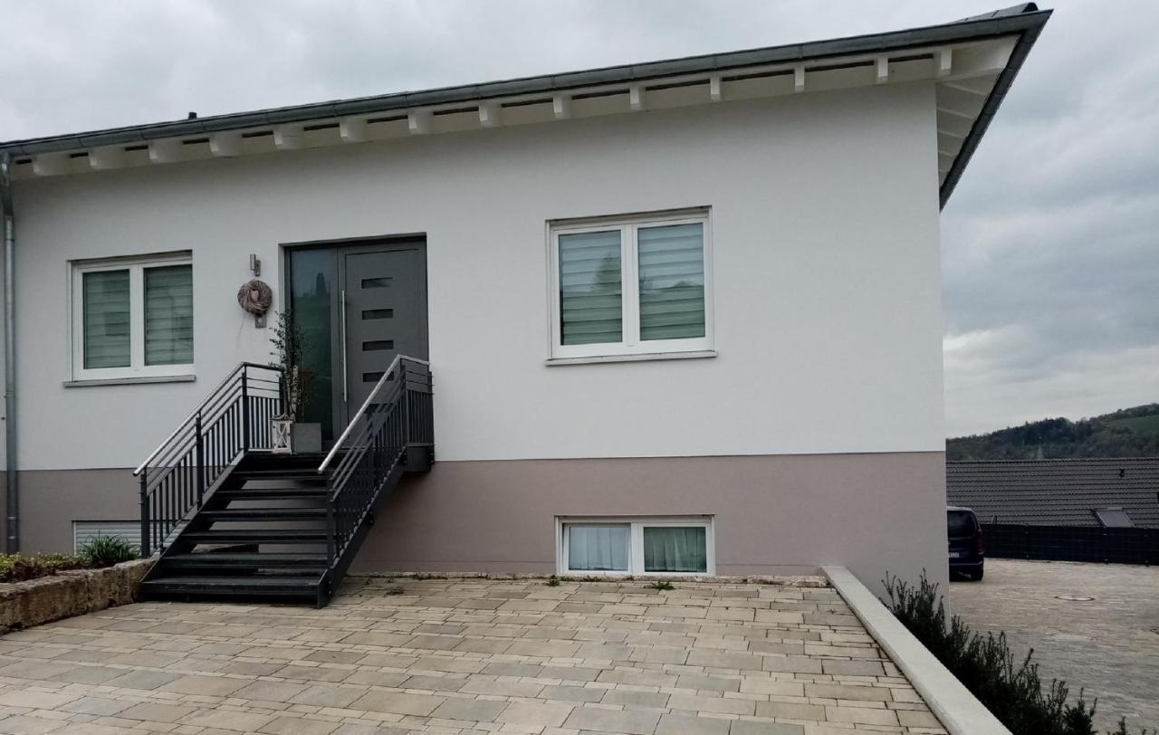 ווייקרסהיים Ferienwohnung Taubertraum מראה חיצוני תמונה